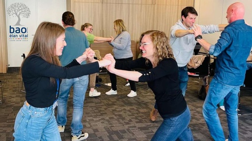 Formation en constellations de groupes